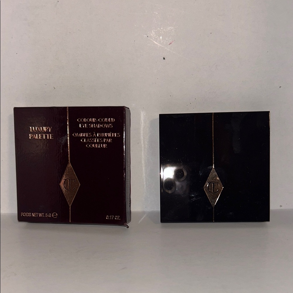 Charlotte Tilbury The Queen of Glow Palette with Rich Hues